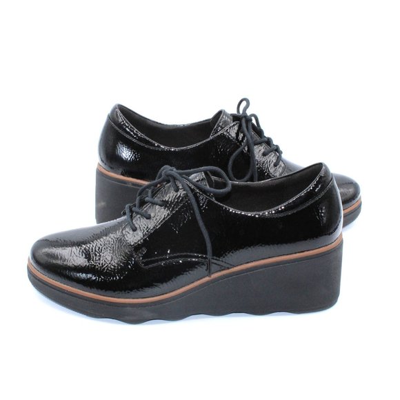 Clarks Mazy Hyannis Wedge Oxford Patent 